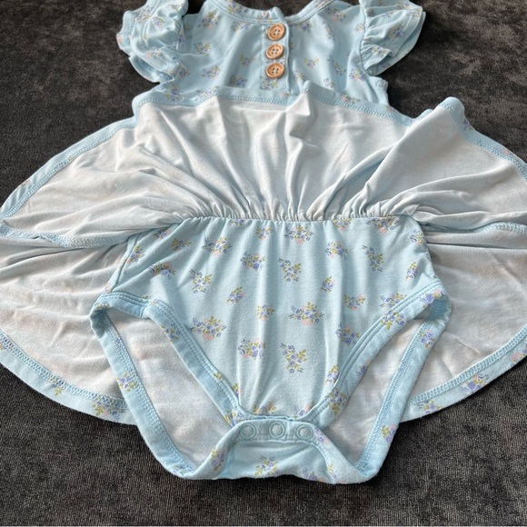 Posh Peanut Grace Cap Sleeve Twirl Bodysuit Size 12-18 Months - Picture 3 of 4